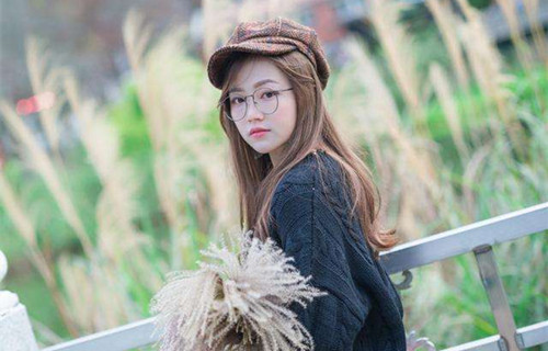 女朋友还钱给我该收吗?第1张